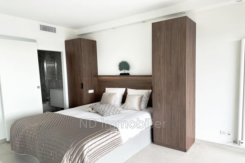 Appartement - 94 m² - 4 pièces