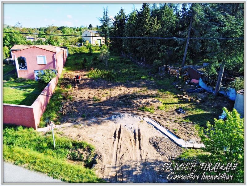Terrain constructible - 1 316 m²