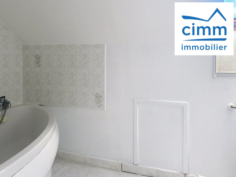 Maison - 101 m² - 6 pièces