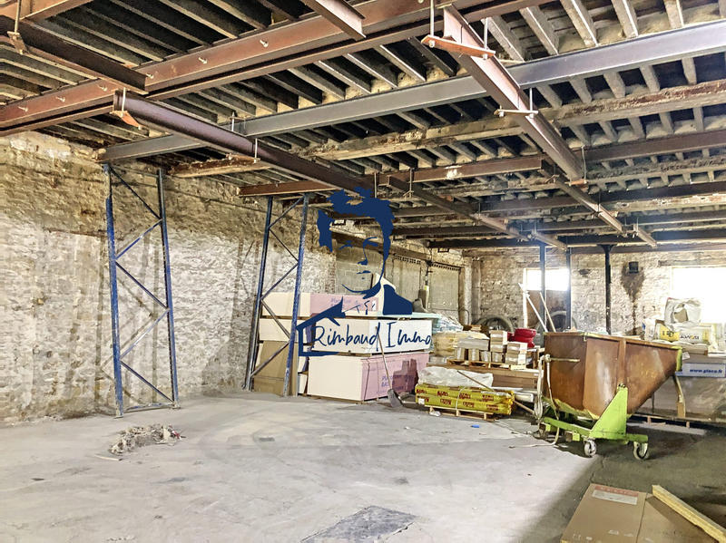 Local d'activités - 2 170 m²