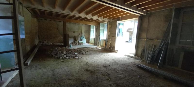 Maison - 235 m² - 9 pièces