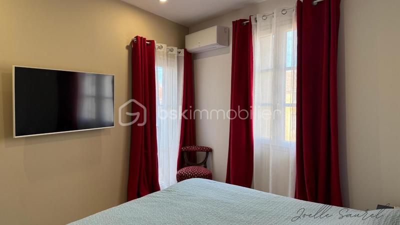 Appartement - 255 m² - 7 pièces