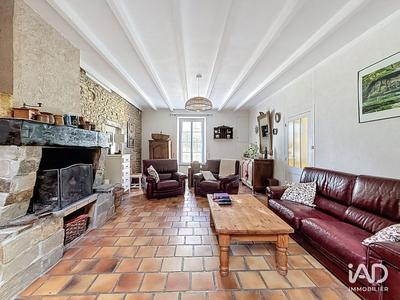 Maison - 168 m² - 6 pièces