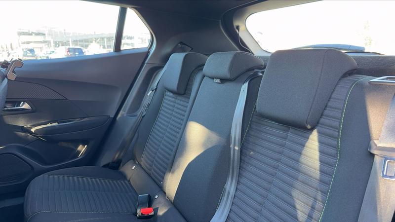 Peugeot 2008 1.2 102 Active - Entretien constructeur