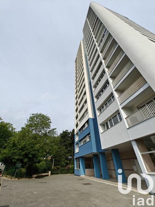 Appartement - 96 m² - 5 pièces