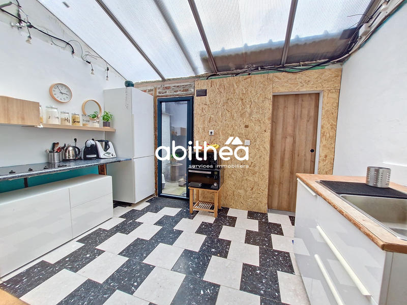 Maison - 85 m² - 5 pièces