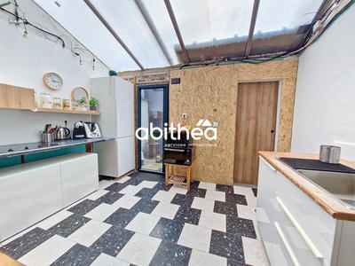 Maison - 85 m² - 5 pièces