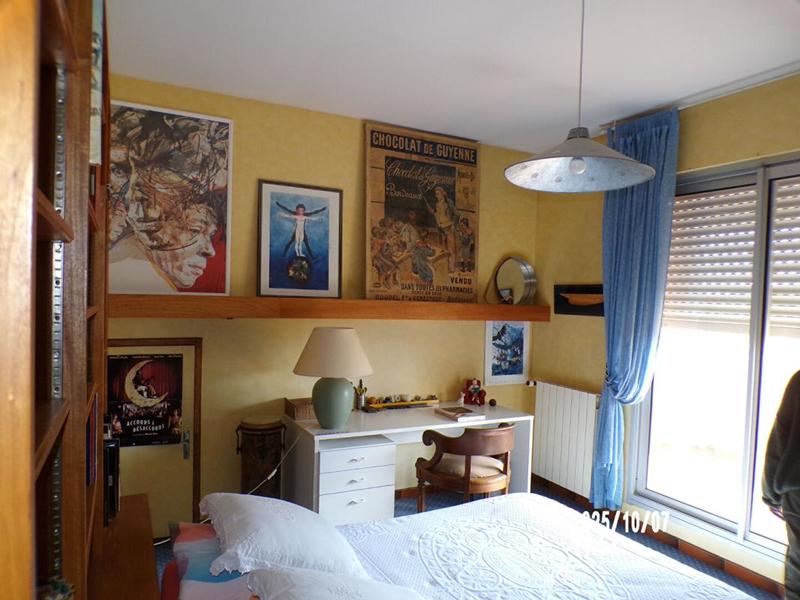 Villa - 270 m² - 6 pièces