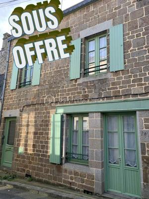 Maison - 98 m² - 3 pièces