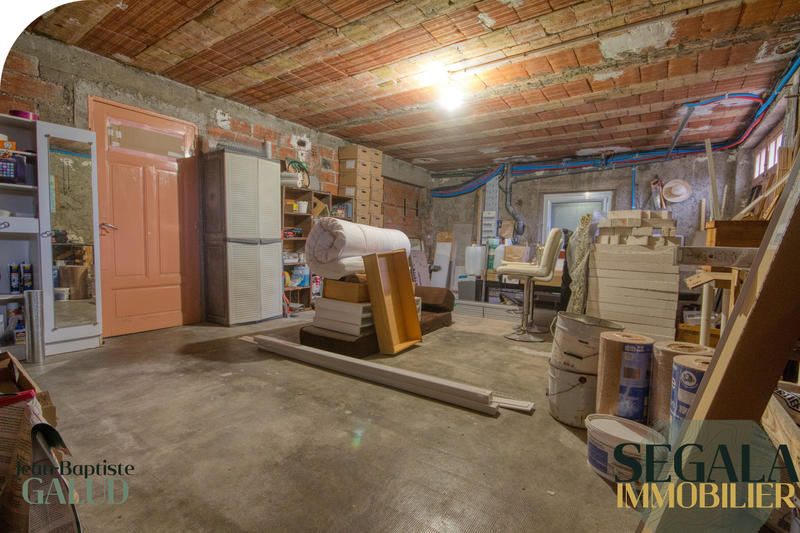 Maison - 140 m² - 5 pièces