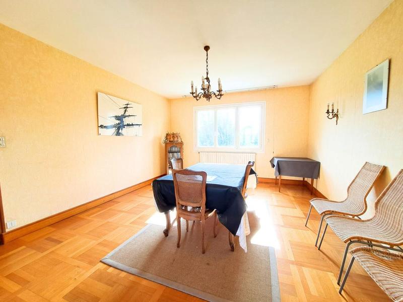 Maison - 143 m² - 5 pièces