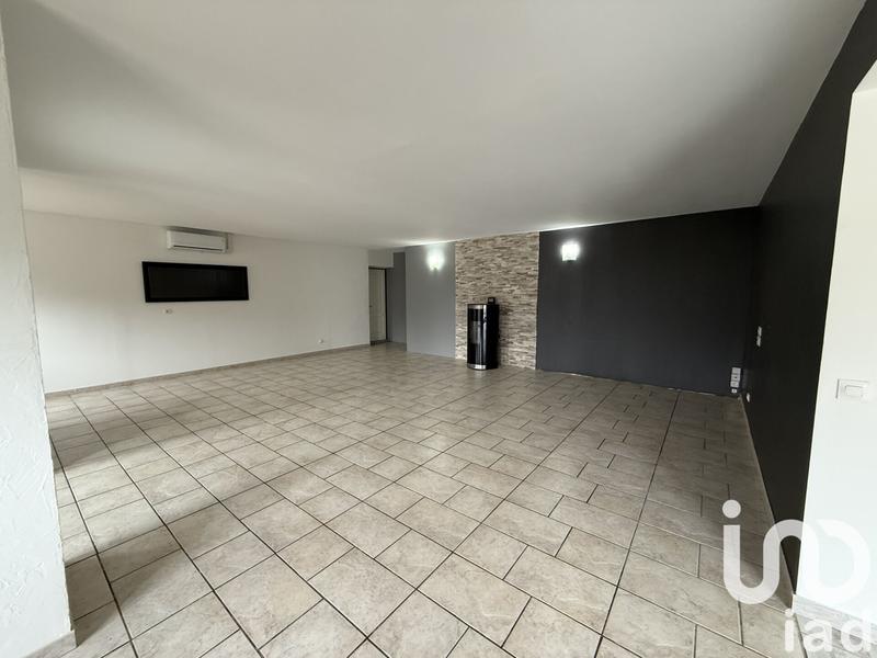 Maison - 215 m² - 7 pièces