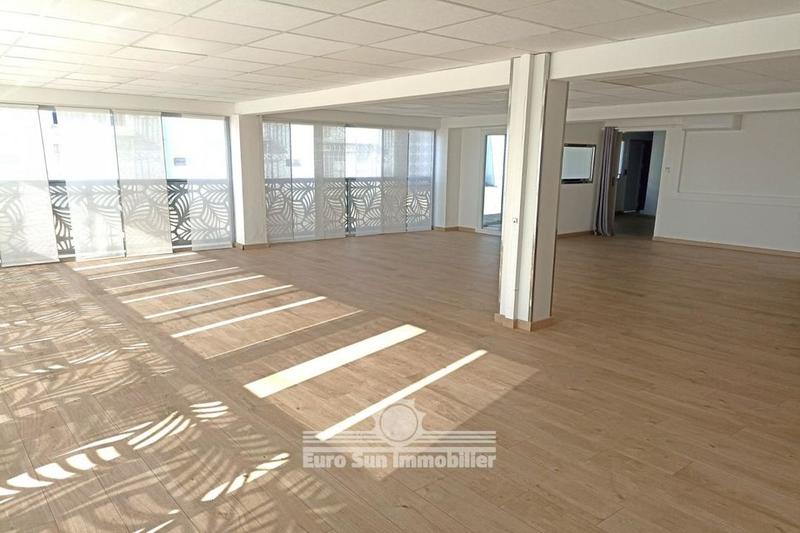 Maison - 207 m² - 5 pièces