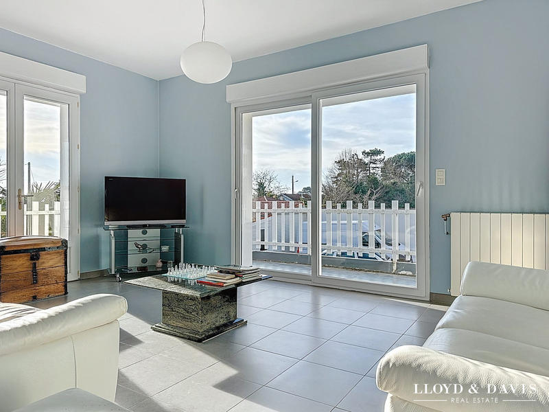 Maison - 187 m² - 6 pièces