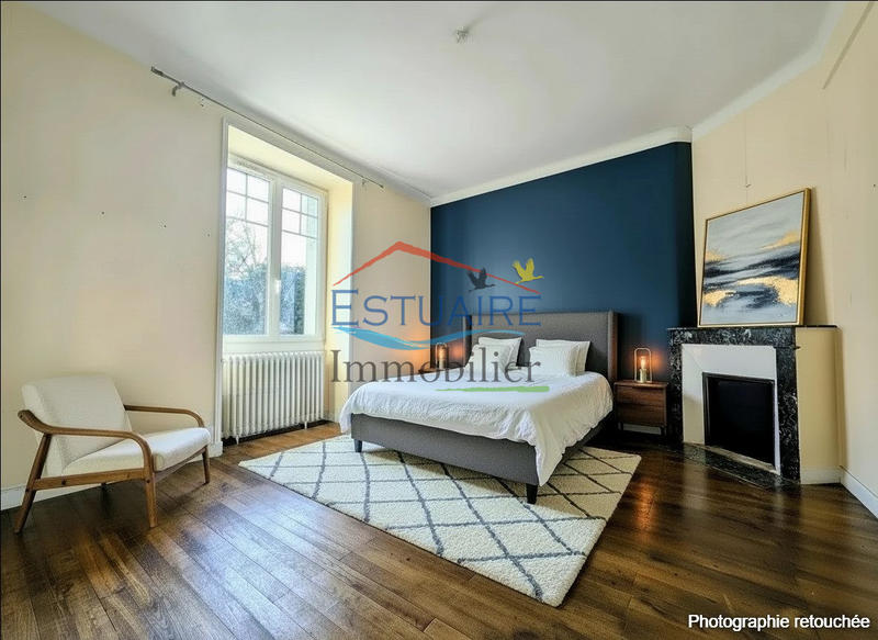 Maison ancienne - 195 m² - 8 pièces