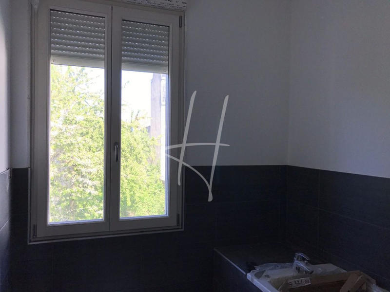 Maison ancienne - 222 m² - 7 pièces