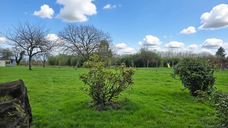 Maison - 200 m² - 7 pièces