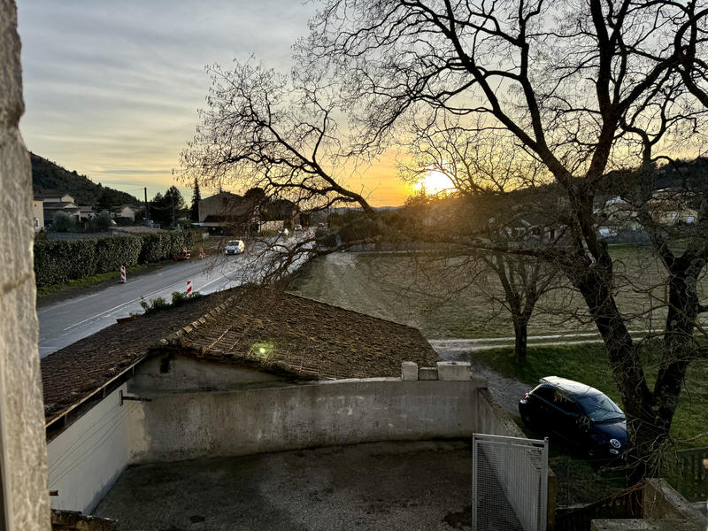 Maison - 84 m² - 4 pièces