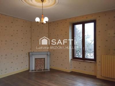 Maison - 196 m² - 7 pièces