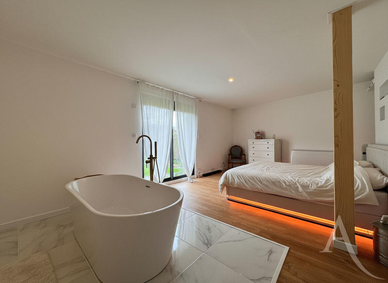 Maison - 117 m² - 7 pièces