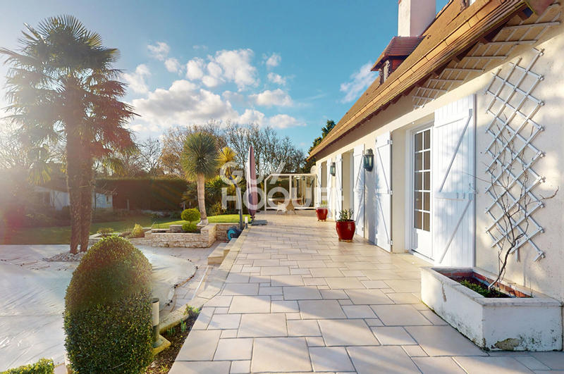 Maison - 142 m² - 6 pièces