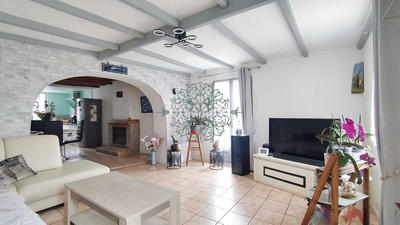 Maison - 92 m² - 5 pièces