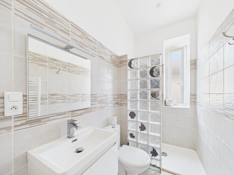 Appartement - 90 m² - 5 pièces