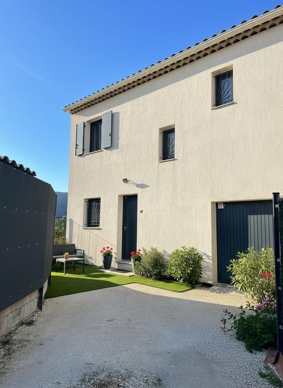 Maison - 86 m² - 5 pièces