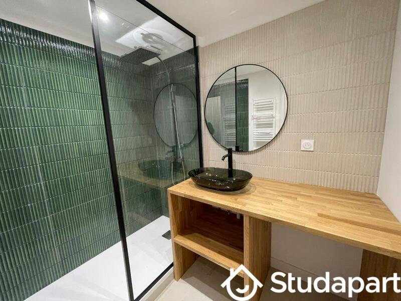 Chambre - 15 m² - 1 pièce