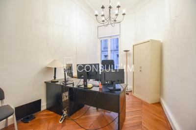 Bureau - 334 m² - 9 pièces