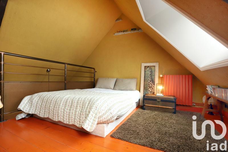 Maison - 218 m² - 8 pièces