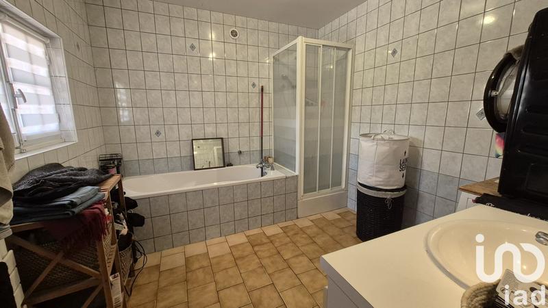 Maison - 121 m² - 6 pièces