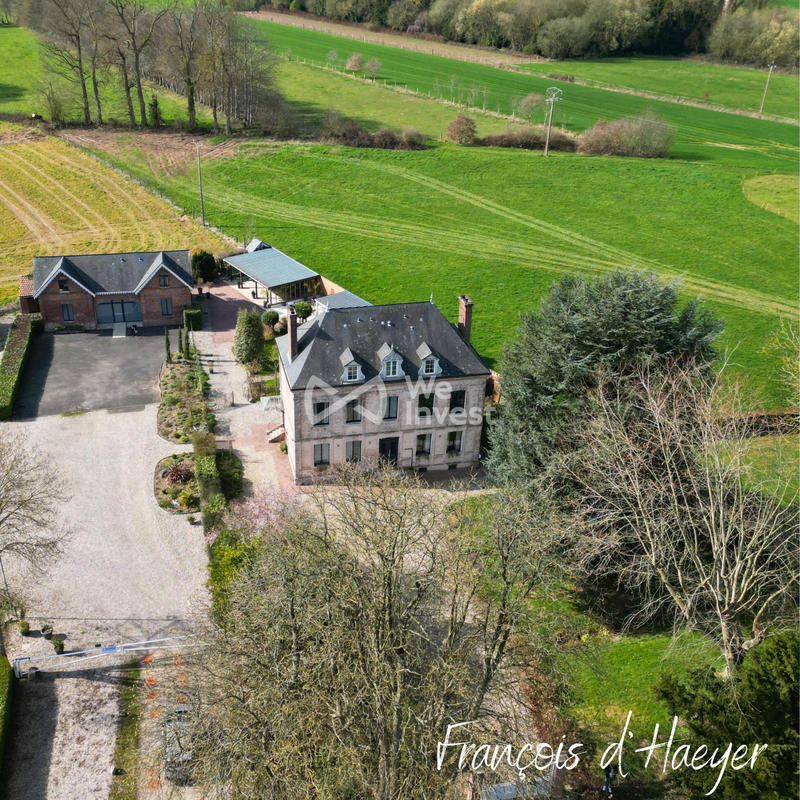 Maison - 310 m² - 9 pièces