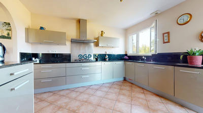 Villa - 144 m² - 5 pièces