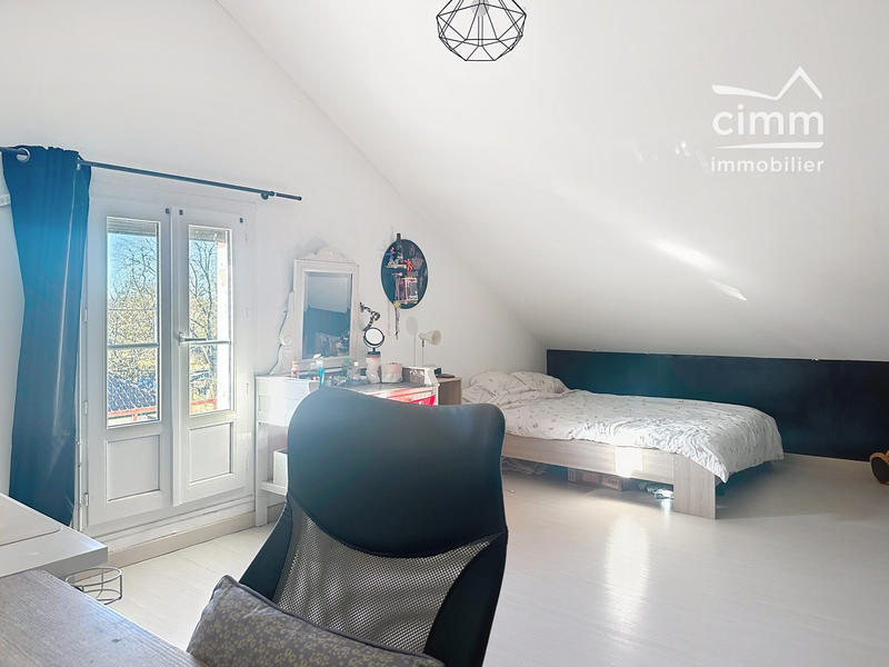 Maison - 104 m² - 5 pièces