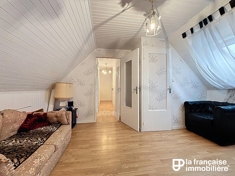 Maison - 145 m² - 7 pièces