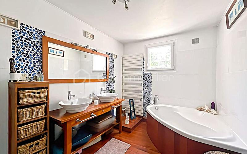 Ferme - 235 m² - 6 pièces