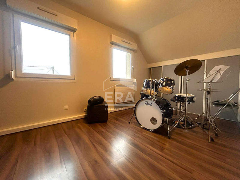 Maison - 165 m² - 6 pièces