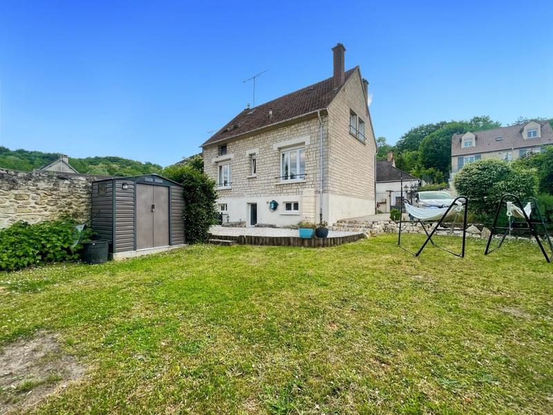 Maison - 107 m² - 6 pièces