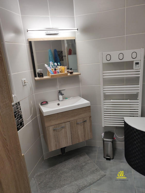 Maison - 94 m² - 5 pièces