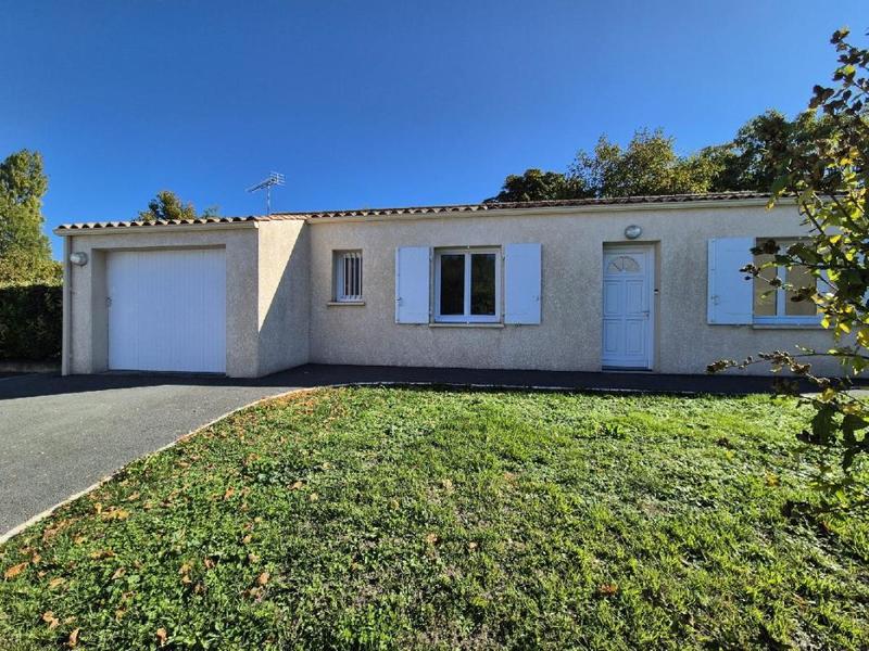 Maison - 80 m² - 4 pièces