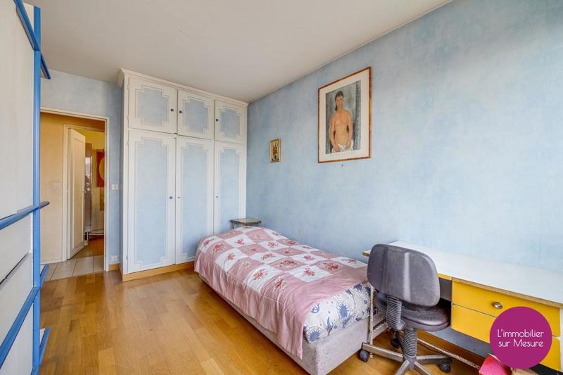 Appartement - 85 m² - 4 pièces