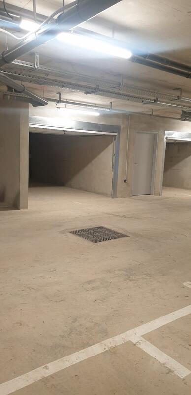 Parking / Garage - 30 m²