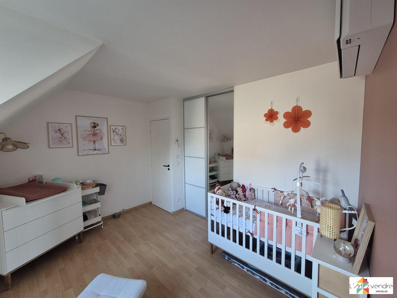 Maison contemporaine - 92 m² - 5 pièces