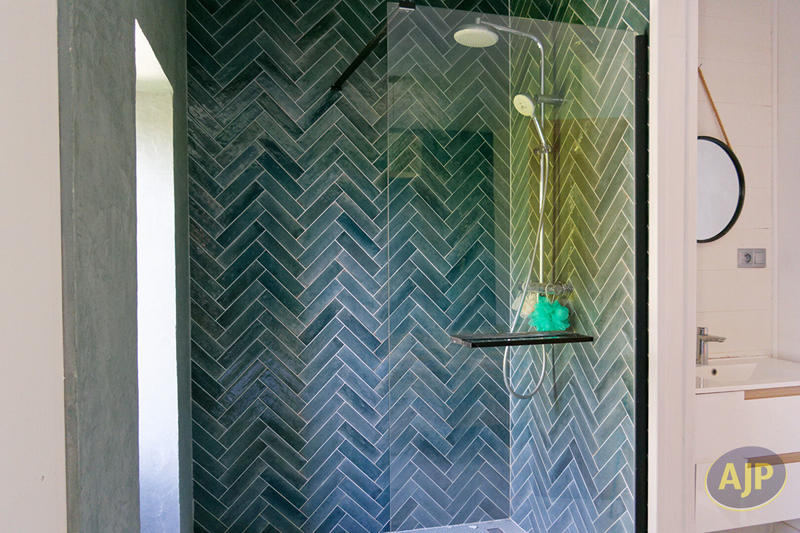 Maison - 230 m² - 7 pièces