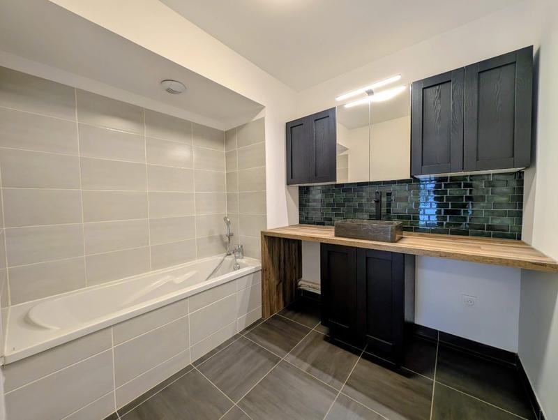 Appartement - 65 m² - 3 pièces