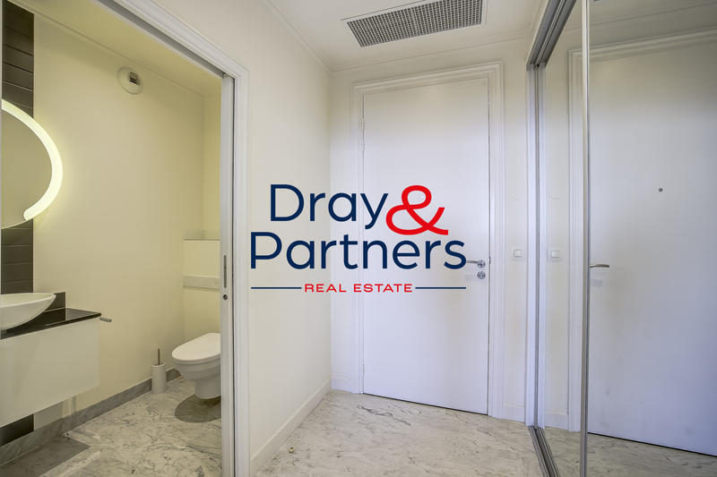 Appartement - 102 m² - 2 pièces