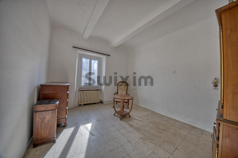 Maison de village - 138 m² - 9 pièces