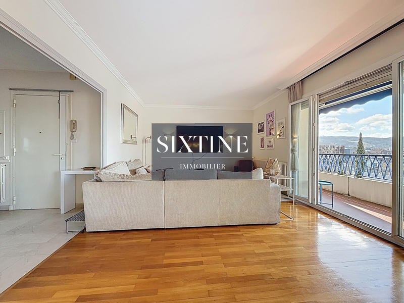 Appartement - 89 m² - 3 pièces