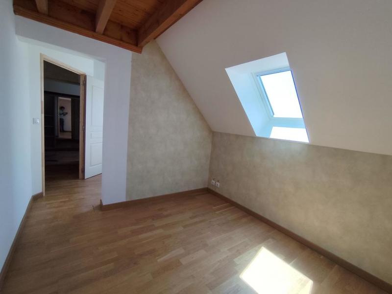 Maison - 122 m² - 4 pièces